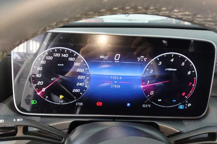 Used Mercedes-Benz C-Class 2023 Revised C 200 L Sport Edition Instrument Cluster