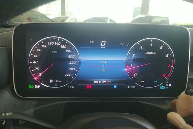Used Mercedes-Benz C-Class 2023 Revised C 200 L Sport Edition Instrument Cluster