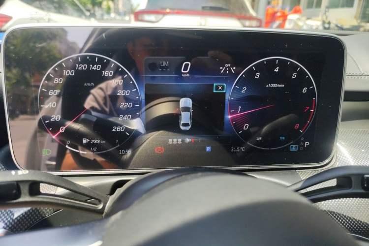 Used Mercedes-Benz C-Class 2023 Facelift C 260 L Instrument Cluster