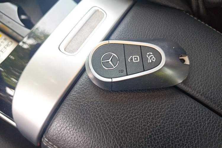 Used Mercedes-Benz C-Class 2023 C 260 L Sport Edition Interior 1