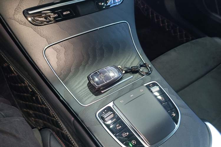 Used Mercedes-Benz C-Class 2023 C 260 Coupe Interior 1