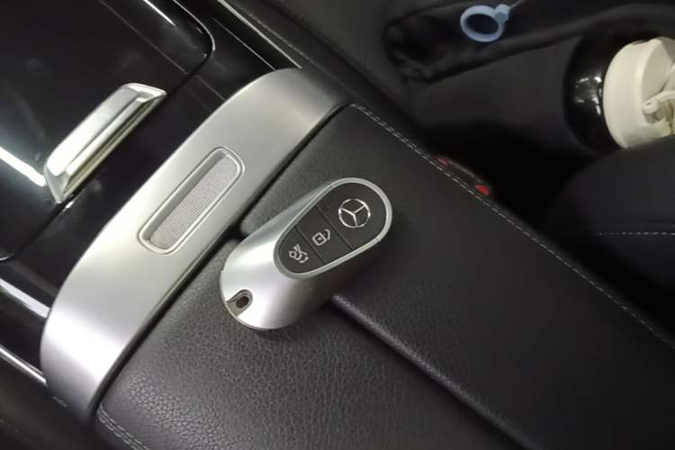 Used Mercedes-Benz C-Class 2023 Restyled C 260 L Sport Edition Interior 1