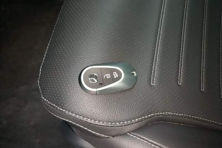 Used Mercedes-Benz C-Class 2023 Second Facelift C 260 L Sport Edition Interior 1