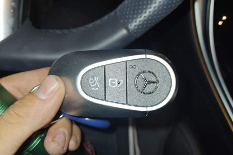 Used Mercedes-Benz C-Class 2023 Restyled C 260 L Sport Edition Interior 1