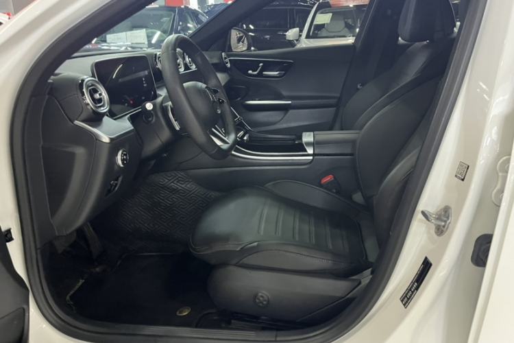 Used Mercedes-Benz C-Class 2023 C 260 L Sport Edition Interior 1