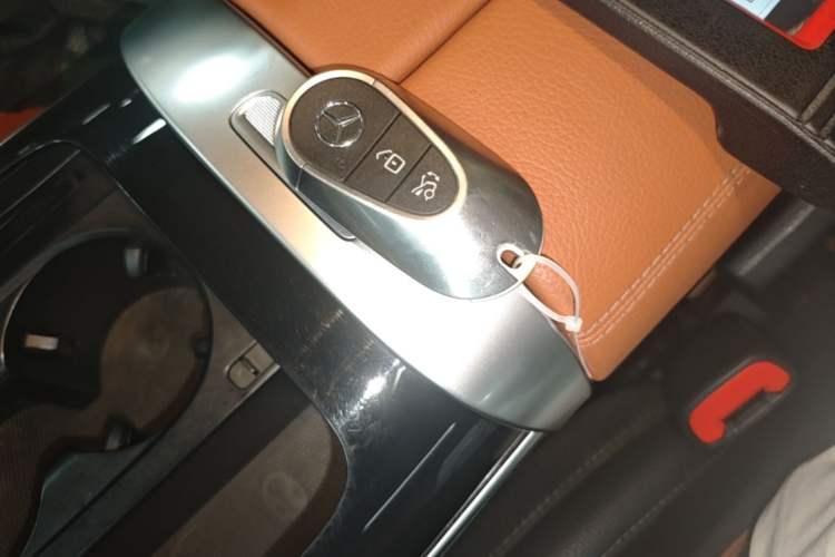 Used Mercedes-Benz C-Class 2023 C 200 L Sport Edition Interior 1
