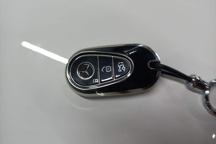 Used Mercedes-Benz C-Class 2023 Revised C 200 L Sport Edition Interior 1