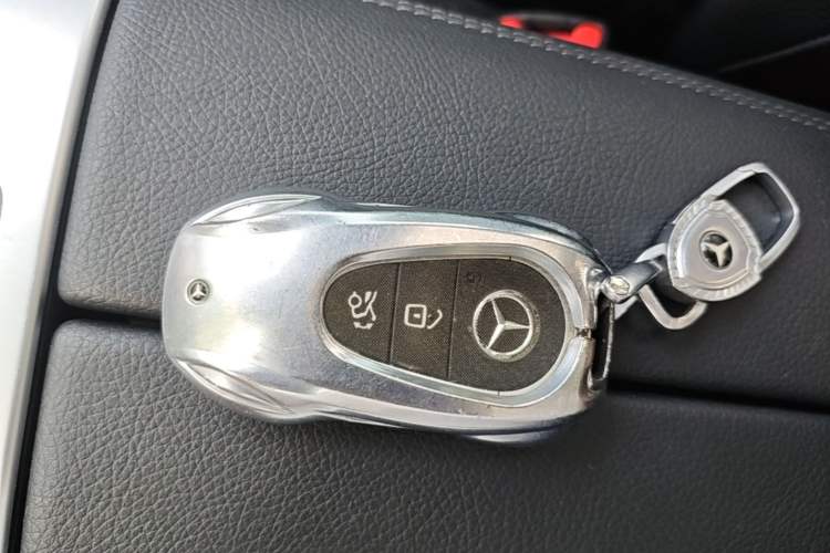 Used Mercedes-Benz C-Class 2023 Restyled C 260 L Sport Edition Interior 1