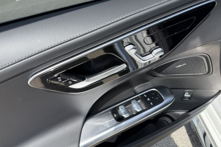 Used Mercedes-Benz C-Class 2023 C 200 L Sport Edition Interior 10