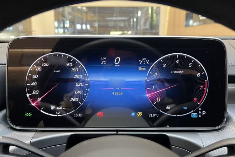 Used Mercedes-Benz C-Class 2023 Restyled C 260 L Sport Edition Interior 11