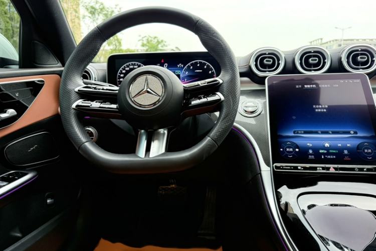 Used Mercedes-Benz C-Class 2023 C 260 L Sport Edition Interior 15