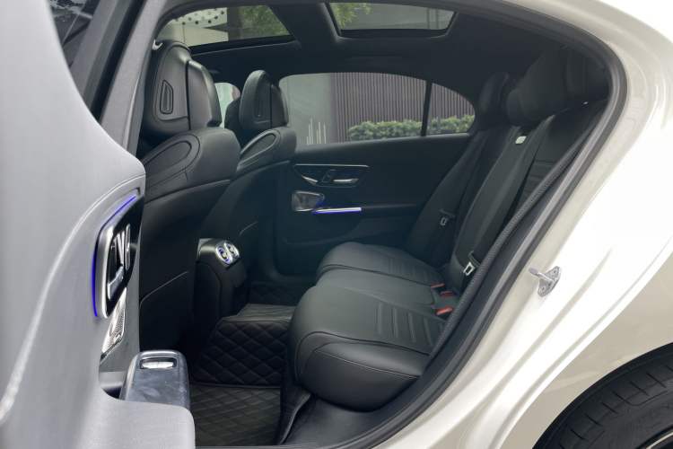 Used Mercedes-Benz C-Class 2023 Restyled C 260 L Sport Edition Interior 2