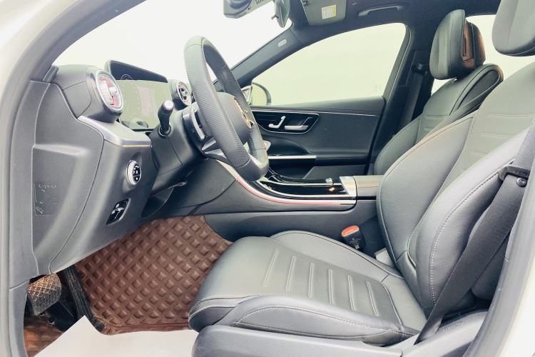 Used Mercedes-Benz C-Class 2023 C 200 L Sport Edition Interior 2