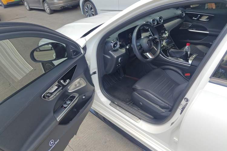 Used Mercedes-Benz C-Class 2023 C 260 L Bright Night Sports Edition Interior 3