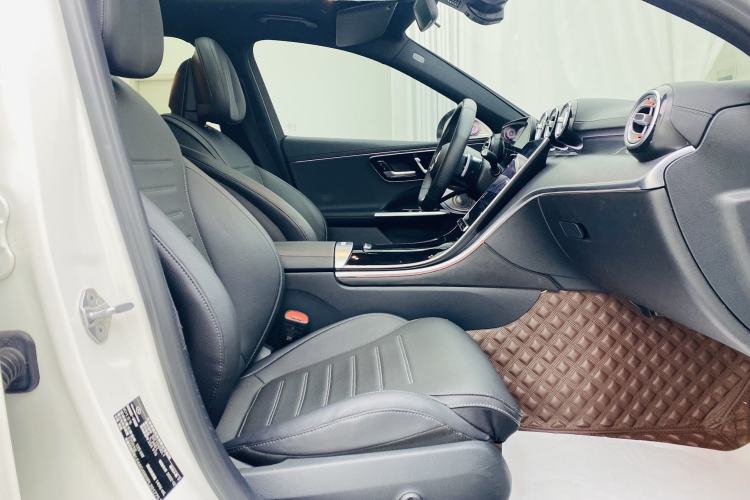 Used Mercedes-Benz C-Class 2023 C 200 L Sport Edition Interior 3
