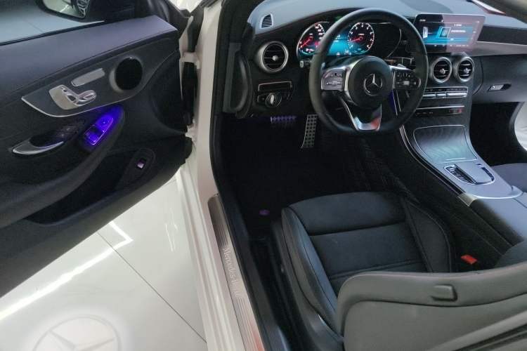 Used Mercedes-Benz C-Class 2023 C 260 Coupe Interior 3