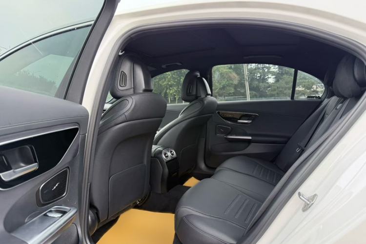 Used Mercedes-Benz C-Class 2023 C 260 L Sport Edition Interior 3