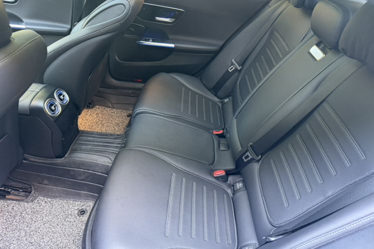 Used Mercedes-Benz C-Class 2023 C 260 L Sport Edition Interior 4