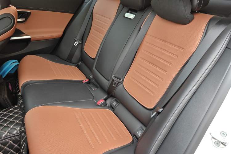 Used Mercedes-Benz C-Class 2023 C 260 L Sport Edition Interior 4