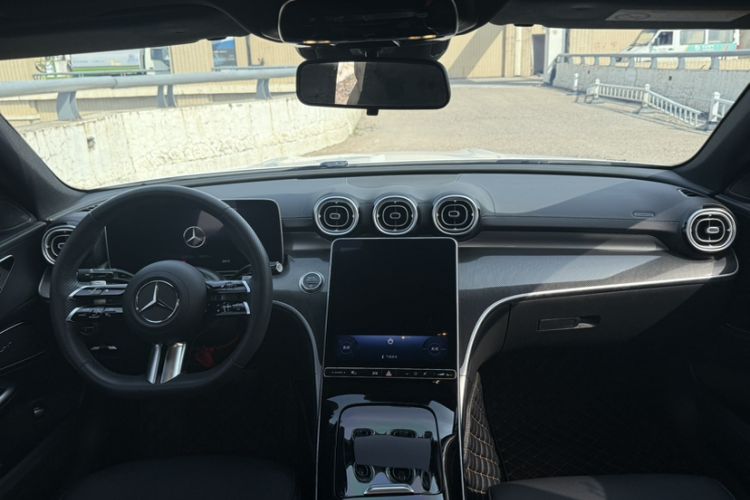 Used Mercedes-Benz C-Class 2023 Restyled C 260 L Sport Edition Interior 4