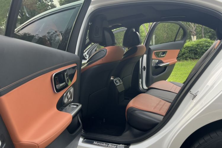 Used Mercedes-Benz C-Class 2023 C 260 L Bright Night Sports Edition Interior 4