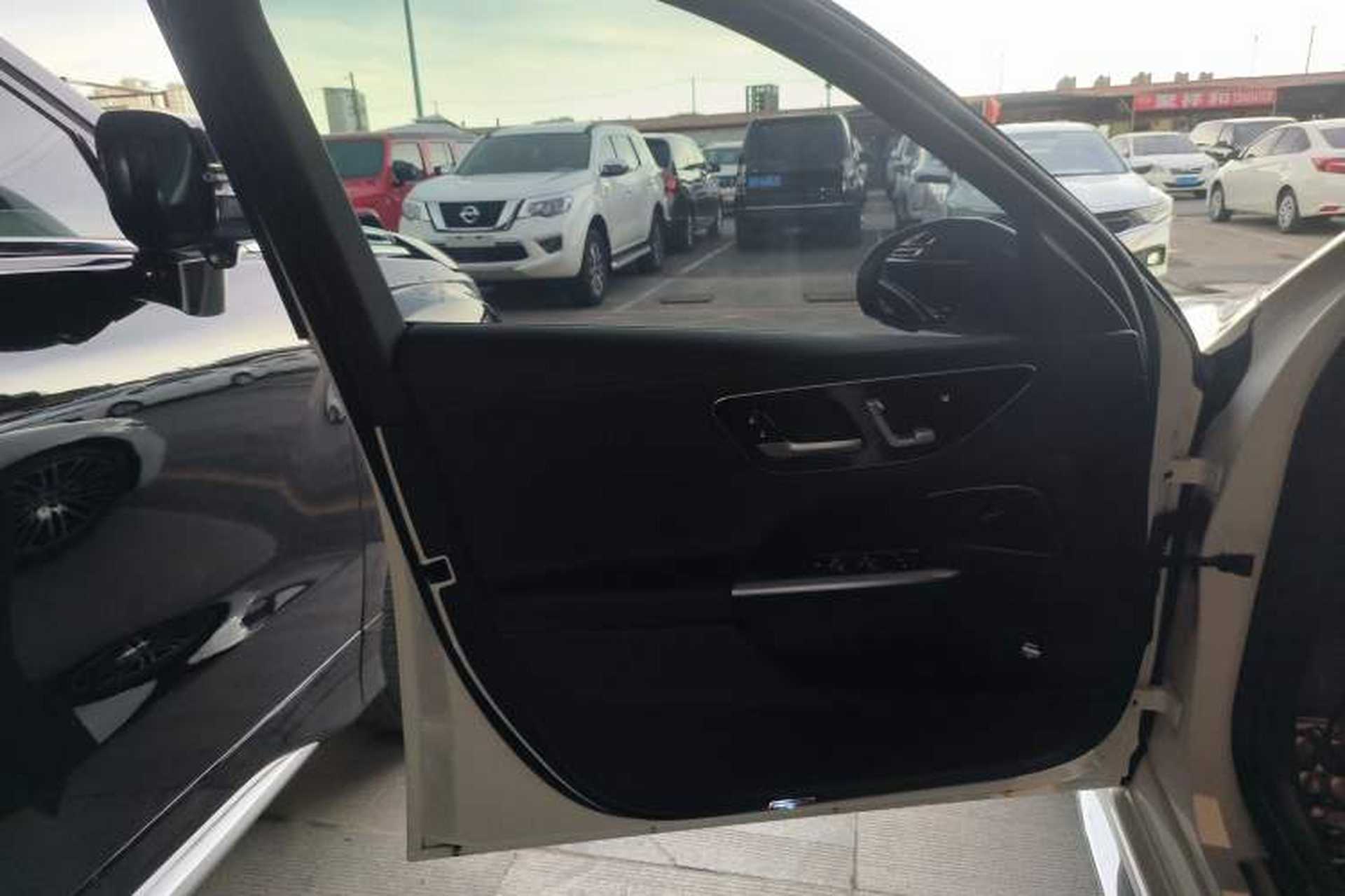 Used Mercedes-Benz C-Class 2023 Revised C 200 L Sport Edition Interior 4