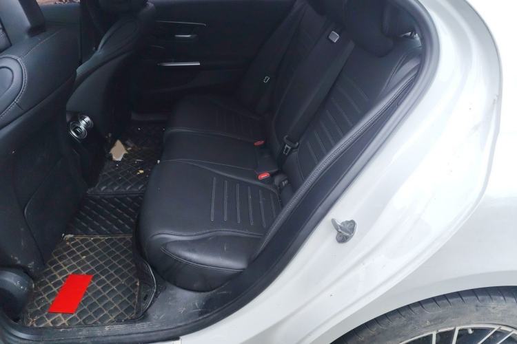 Used Mercedes-Benz C-Class 2023 Restyled C 260 L Sport Edition Interior 4