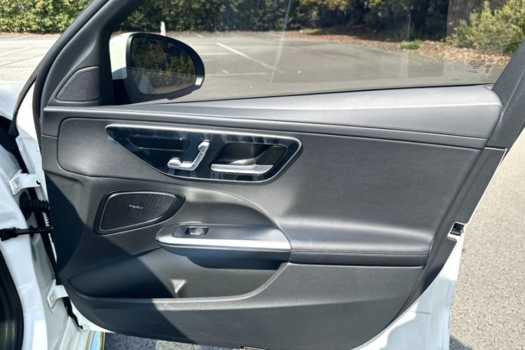 Used Mercedes-Benz C-Class 2023 Second Facelift C 260 L Sport Edition Interior 5
