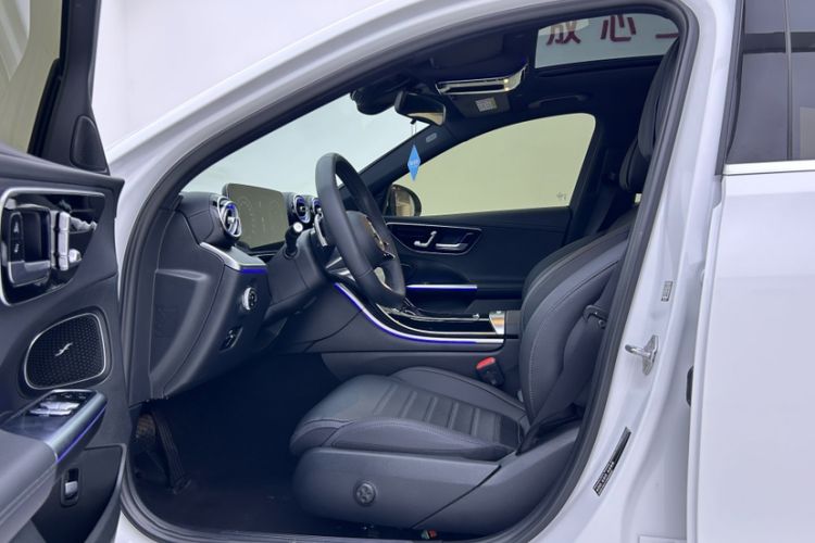 Used Mercedes-Benz C-Class 2023 Restyled C 260 L Sport Edition Interior 6