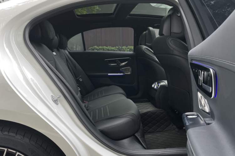 Used Mercedes-Benz C-Class 2023 Restyled C 260 L Sport Edition Interior 7