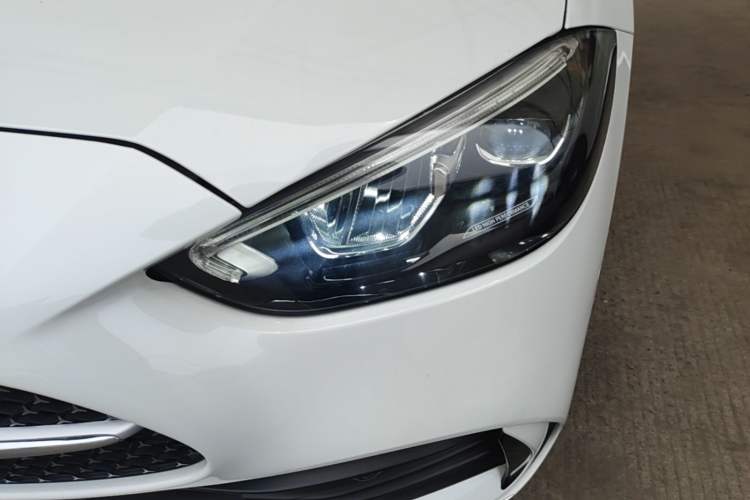 Used Mercedes-Benz C-Class 2023 C 200 L Sport Edition Left Front Headlight