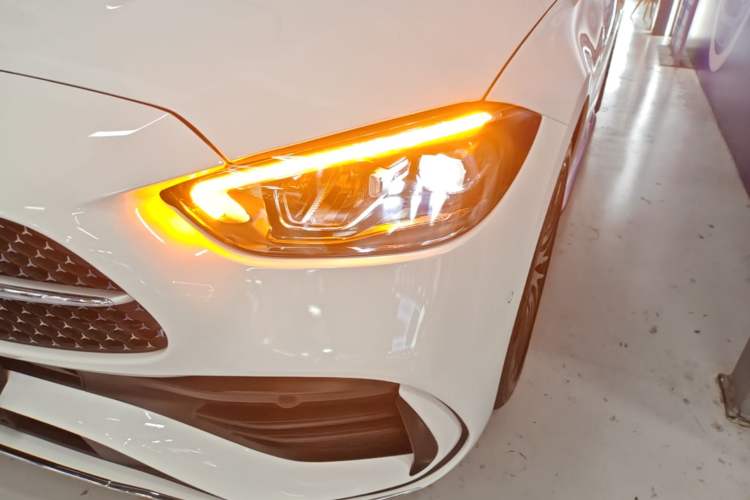 Used Mercedes-Benz C-Class 2023 Revised C 200 L Sport Edition Left Front Headlight