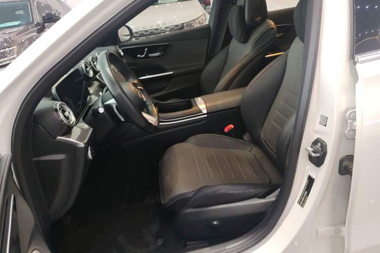 Used Mercedes-Benz C-Class 2023 Restyled C 260 L Sport Edition Left Front Seat