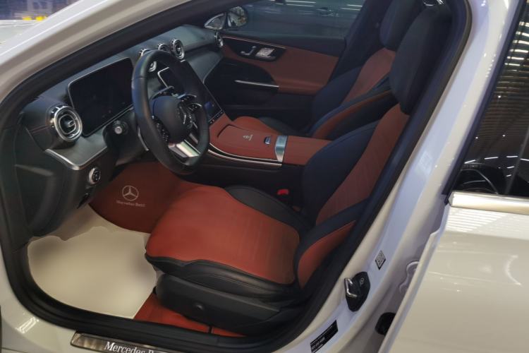 Used Mercedes-Benz C-Class 2023 Restyled C 260 L Sport Edition Left Front Seat