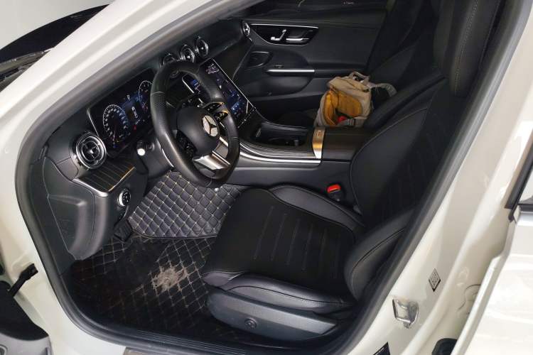 Used Mercedes-Benz C-Class 2023 C 260 L Sport Edition Left Front Seat