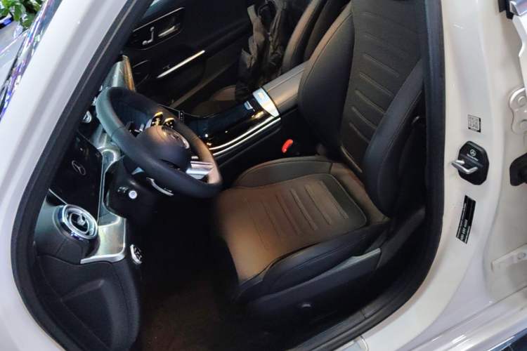 Used Mercedes-Benz C-Class 2023 Restyled C 260 L Sport Edition Left Front Seat