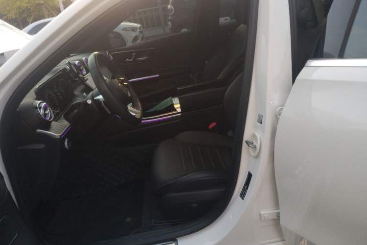 Used Mercedes-Benz C-Class 2023 C 260 L Sport Edition Left Front Seat