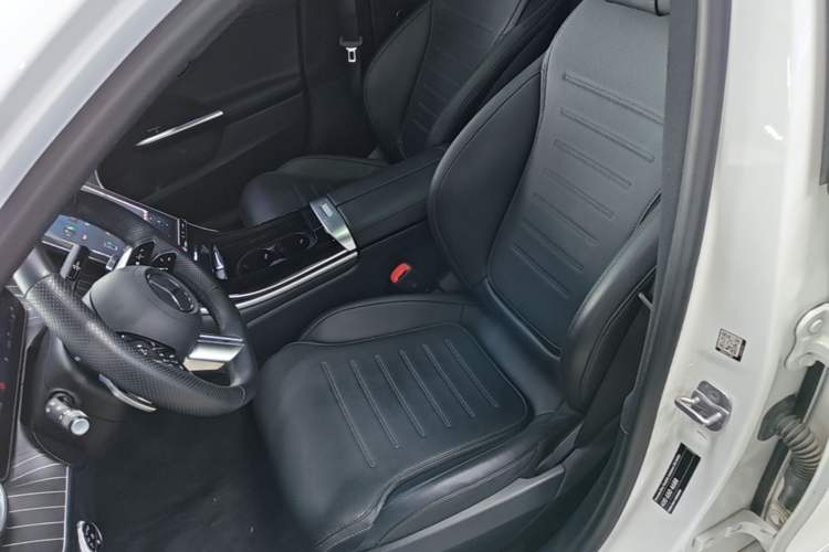 Used Mercedes-Benz C-Class 2023 Second Facelift C 260 L Sport Edition Left Front Seat