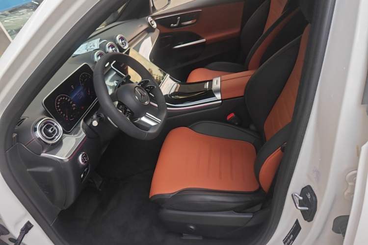Used Mercedes-Benz C-Class 2023 Restyled C 260 L Sport Edition Left Front Seat