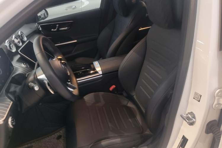 Used Mercedes-Benz C-Class 2023 Restyled C 260 L Sport Edition Left Front Seat