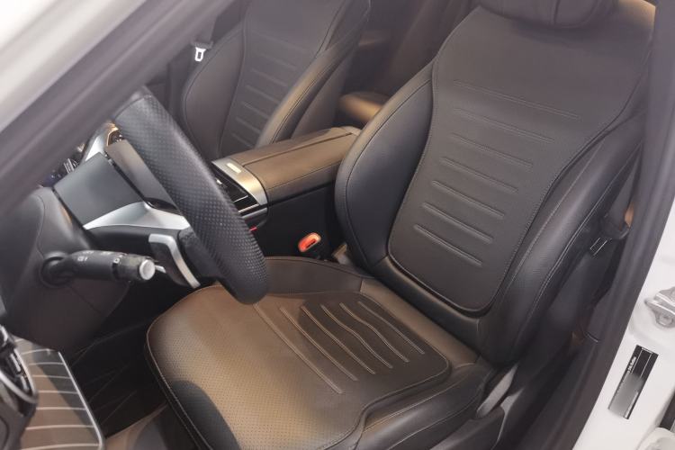 Used Mercedes-Benz C-Class 2023 Revised C 200 L Sport Edition Left Front Seat