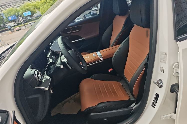 Used Mercedes-Benz C-Class 2023 Second Facelift C 260 L Starry Night Sports Edition Left Front Seat