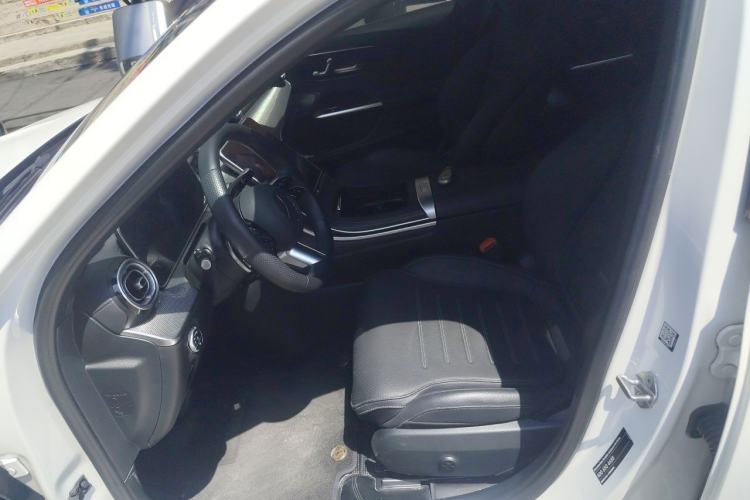 Used Mercedes-Benz C-Class 2023 Facelift C 260 L Left Front Seat