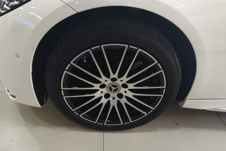 Used Mercedes-Benz C-Class 2023 Revised C 200 L Sport Edition Left Front Wheel Hub