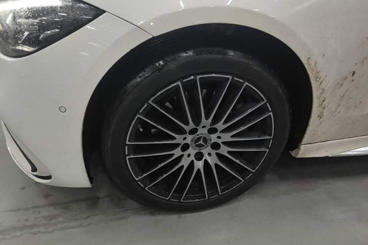 Used Mercedes-Benz C-Class 2023 C 200 L Sport Edition Left Front Wheel Hub