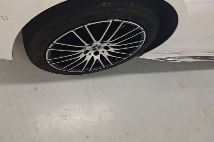 Used Mercedes-Benz C-Class 2023 C 260 L Sport Edition Left Front Wheel Hub