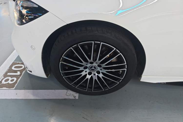 Used Mercedes-Benz C-Class 2023 C 260 L Sport Edition Left Front Wheel Hub