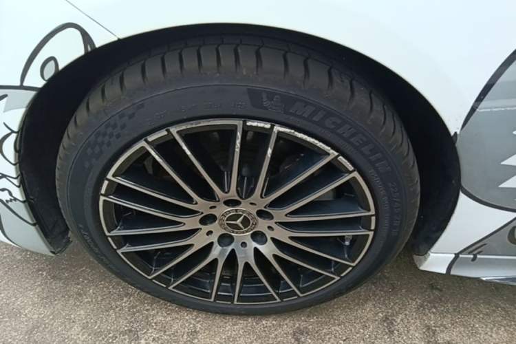 Used Mercedes-Benz C-Class 2023 Second Facelift C 260 L Sport Edition Left Front Wheel Hub