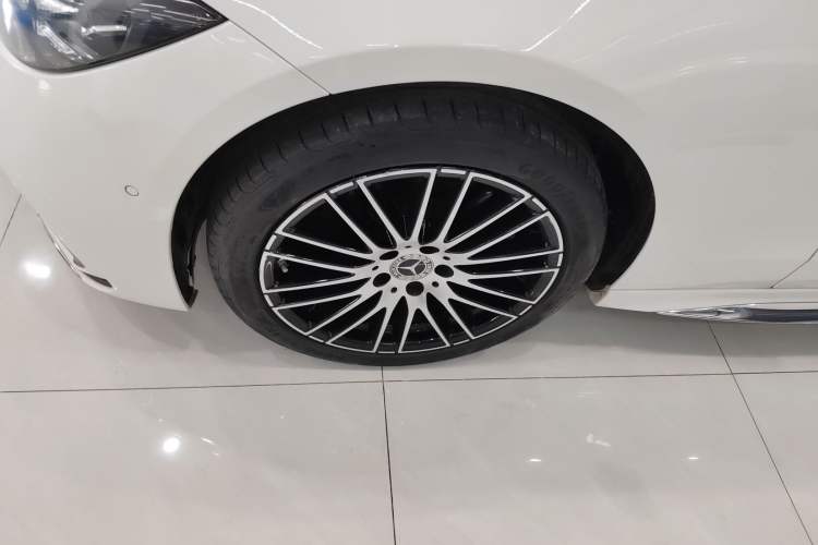 Used Mercedes-Benz C-Class 2023 C 200 L Sport Edition Left Front Wheel Hub