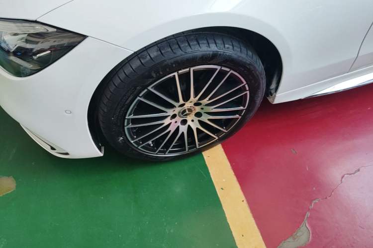Used Mercedes-Benz C-Class 2023 Second Facelift C 260 L Sport Edition Left Front Wheel Hub